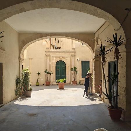 Ortigia Casa Apartman Szirakúza Kültér fotó