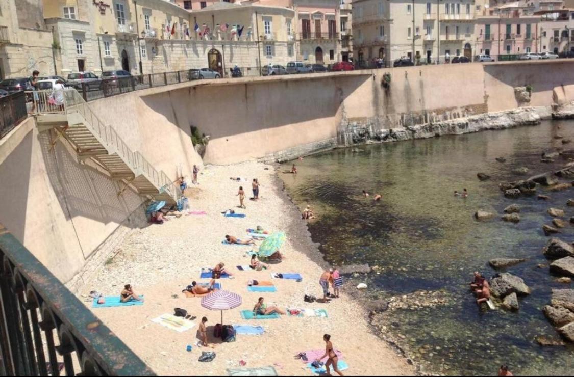 Ortigia Casa Apartman Szirakúza Kültér fotó