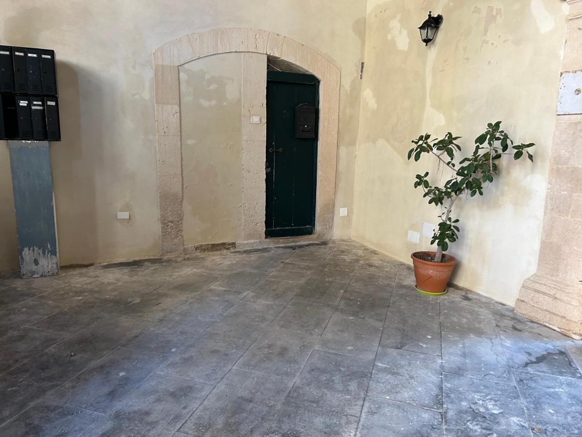 Ortigia Casa Apartman Szirakúza Kültér fotó