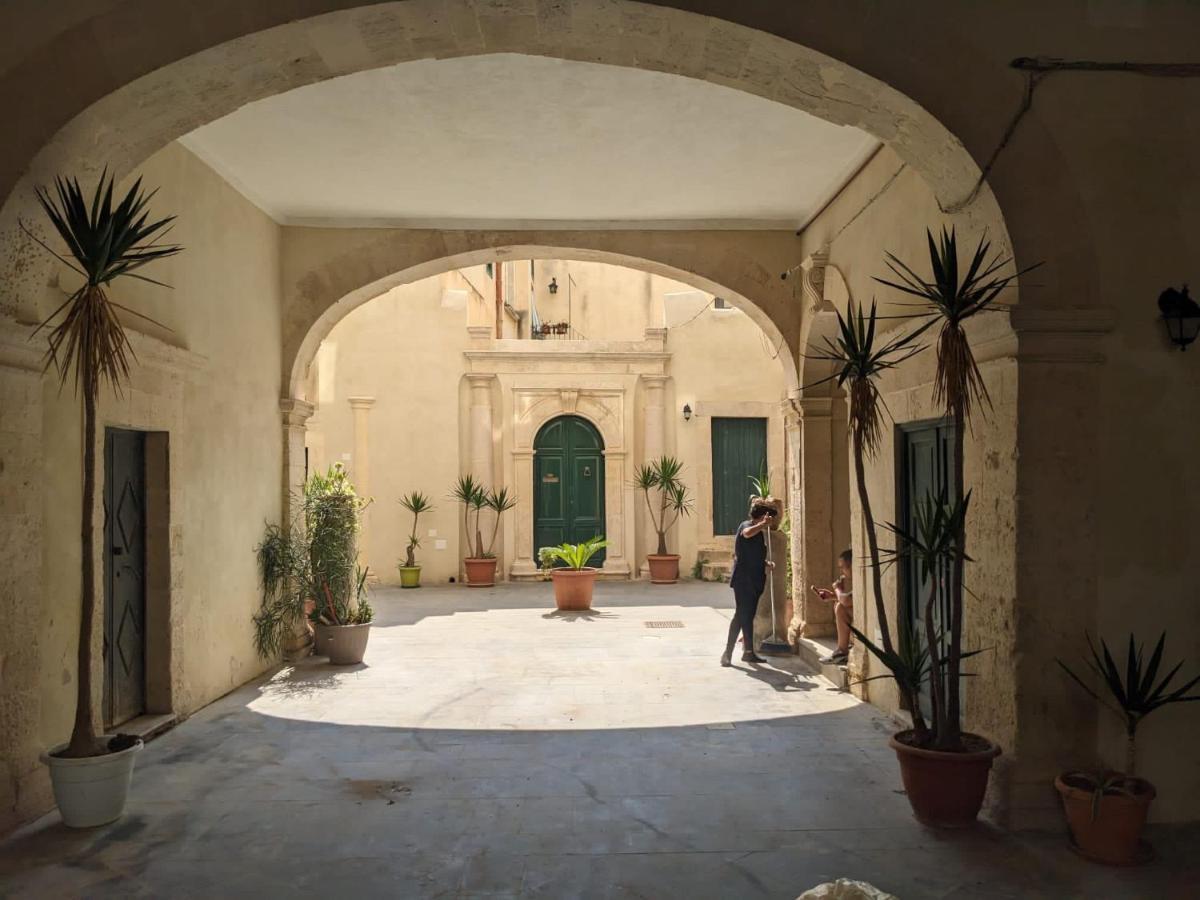 Ortigia Casa Apartman Szirakúza Kültér fotó